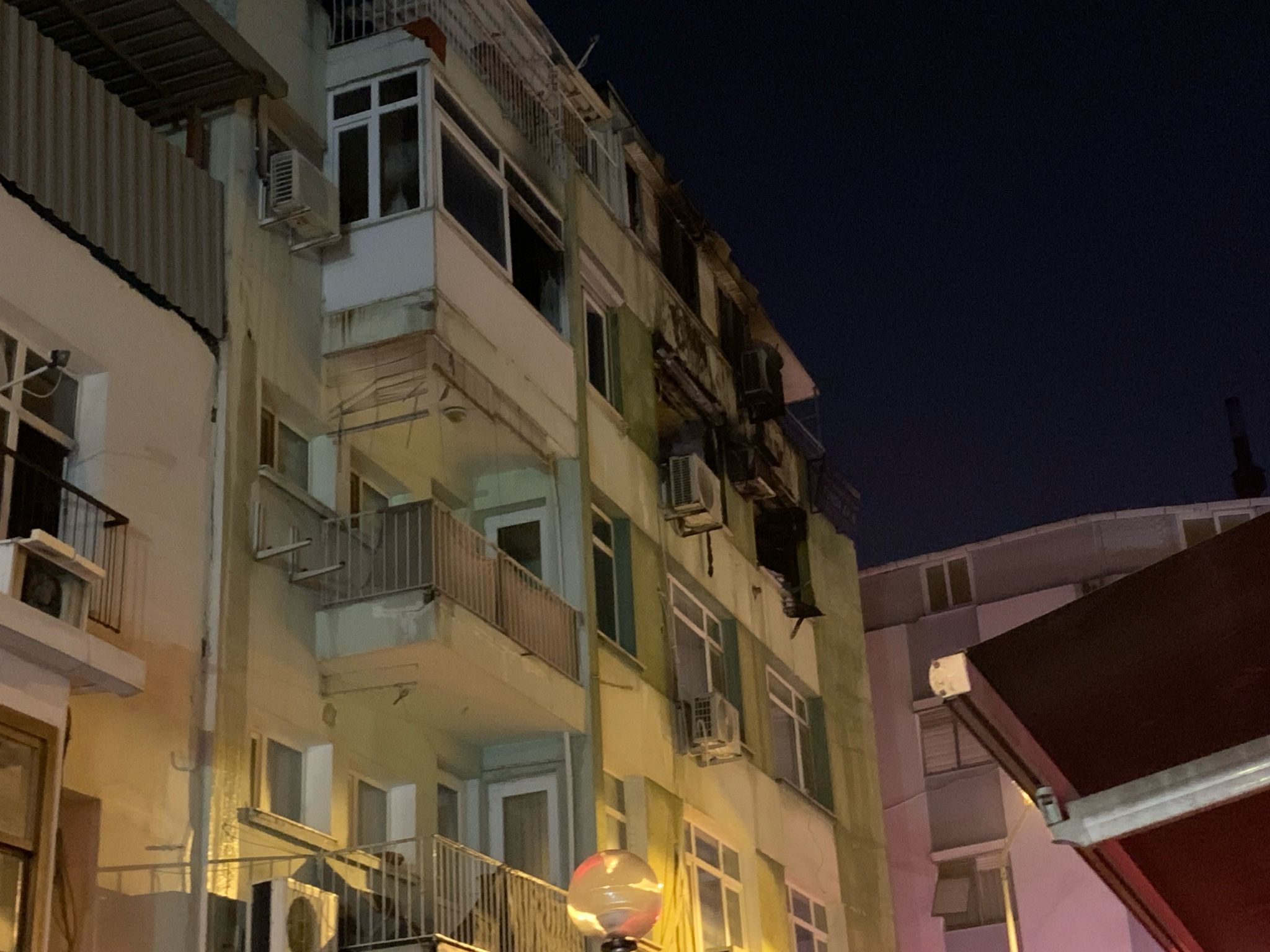Alsancak Apartman Yangın