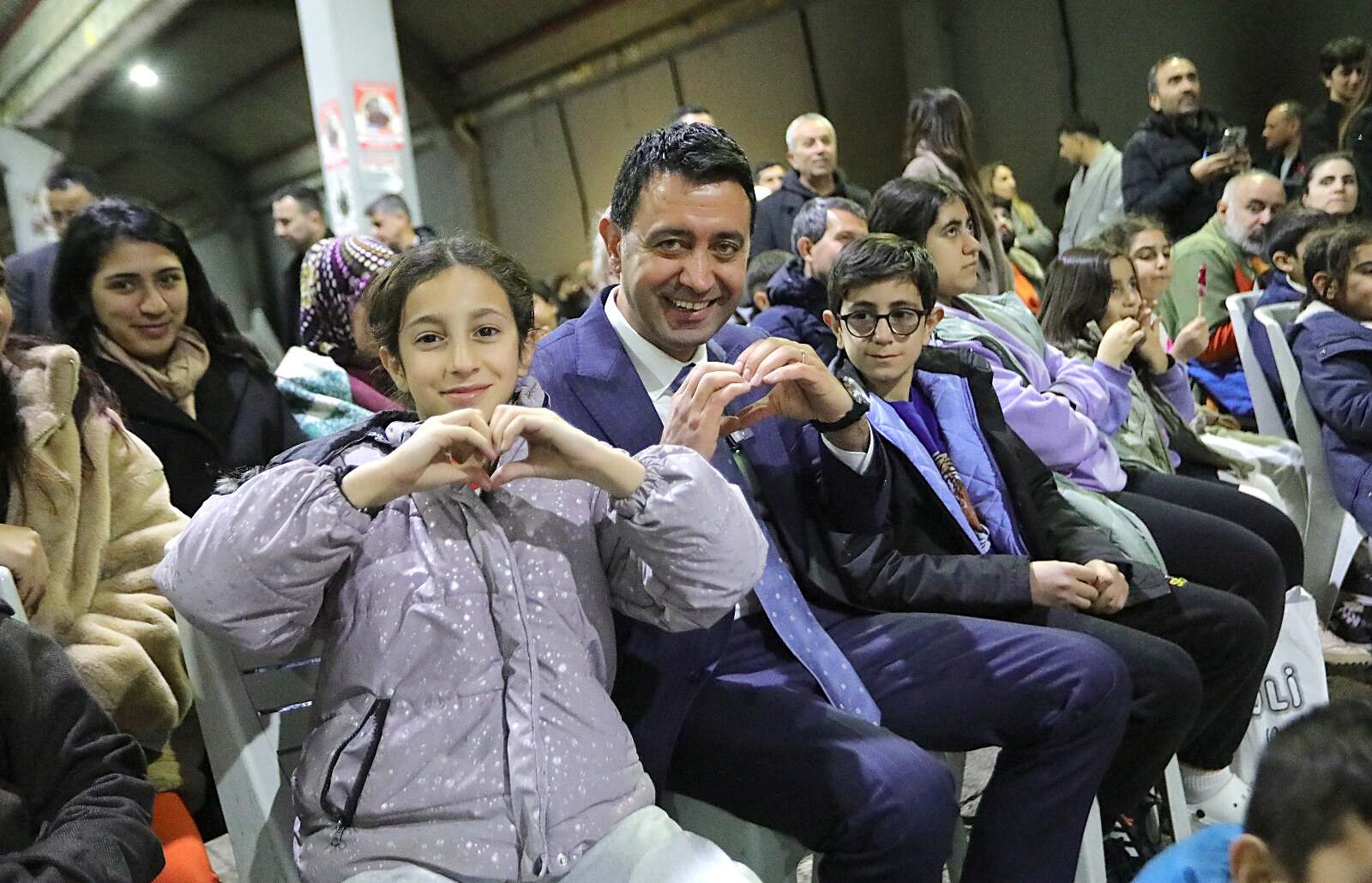 Bayraklı Yamanlar Pazar Yeri