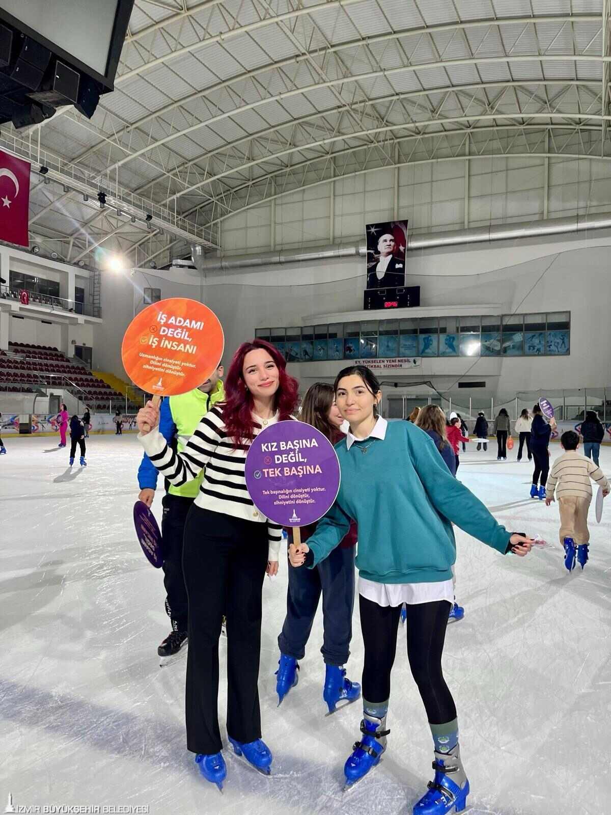 Bornova Buz Sporları Salonu