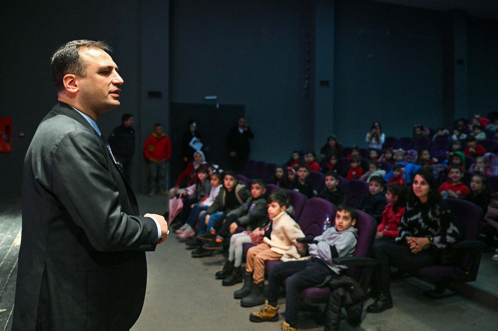 Çamdibi Nedret Güvenç Sahnesi