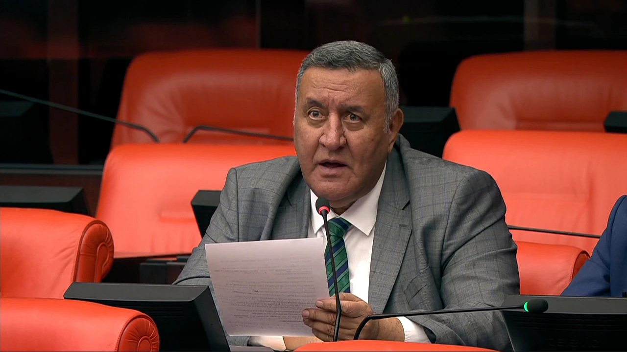 Vekil Gürer
