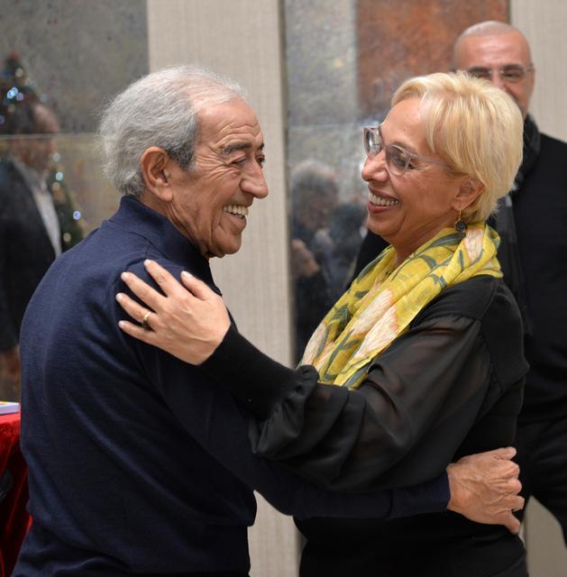 Edip Akbayram Ve Eşi-1