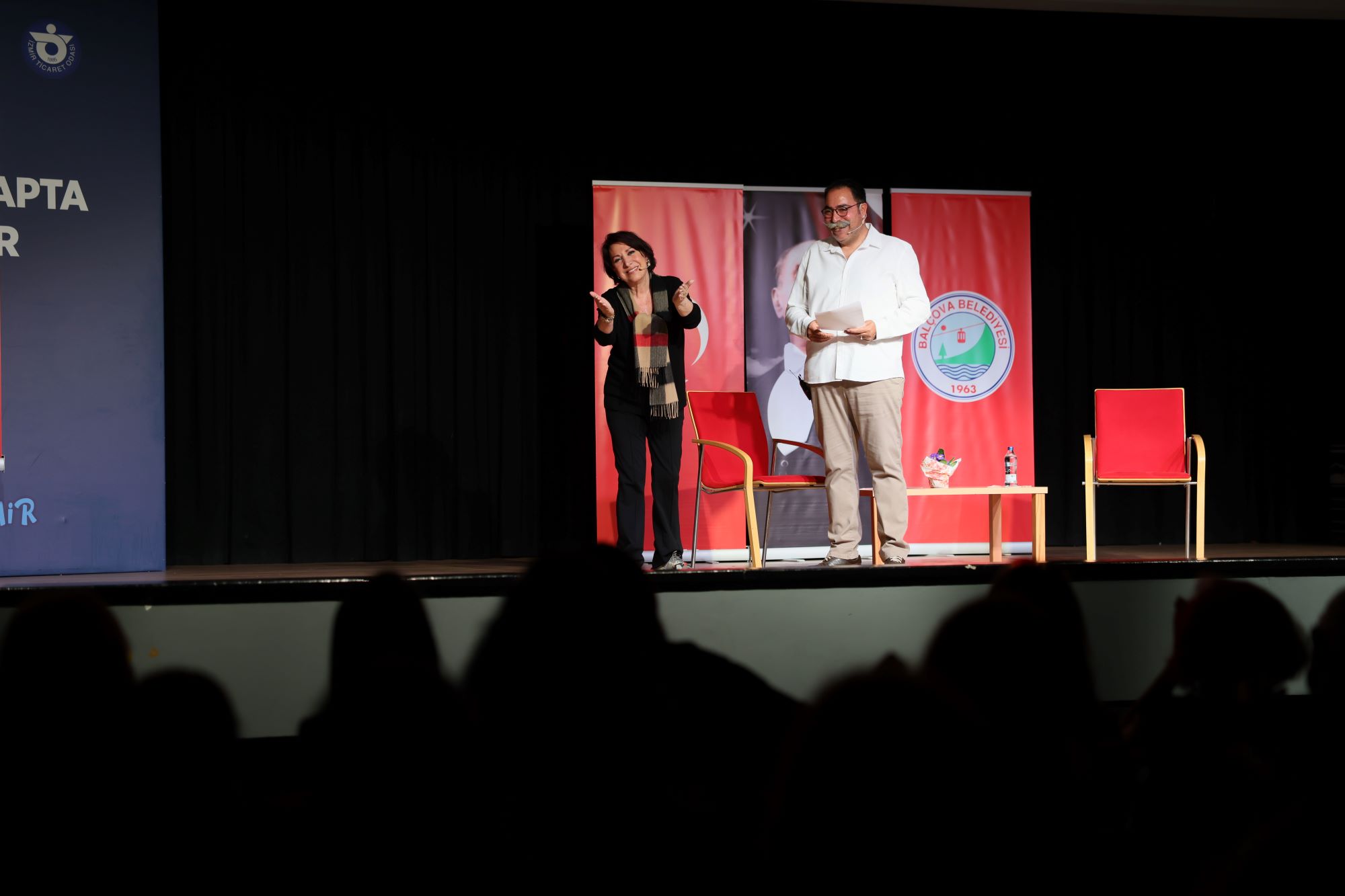 Ekonomi Üniversitesi Konferans Salonu