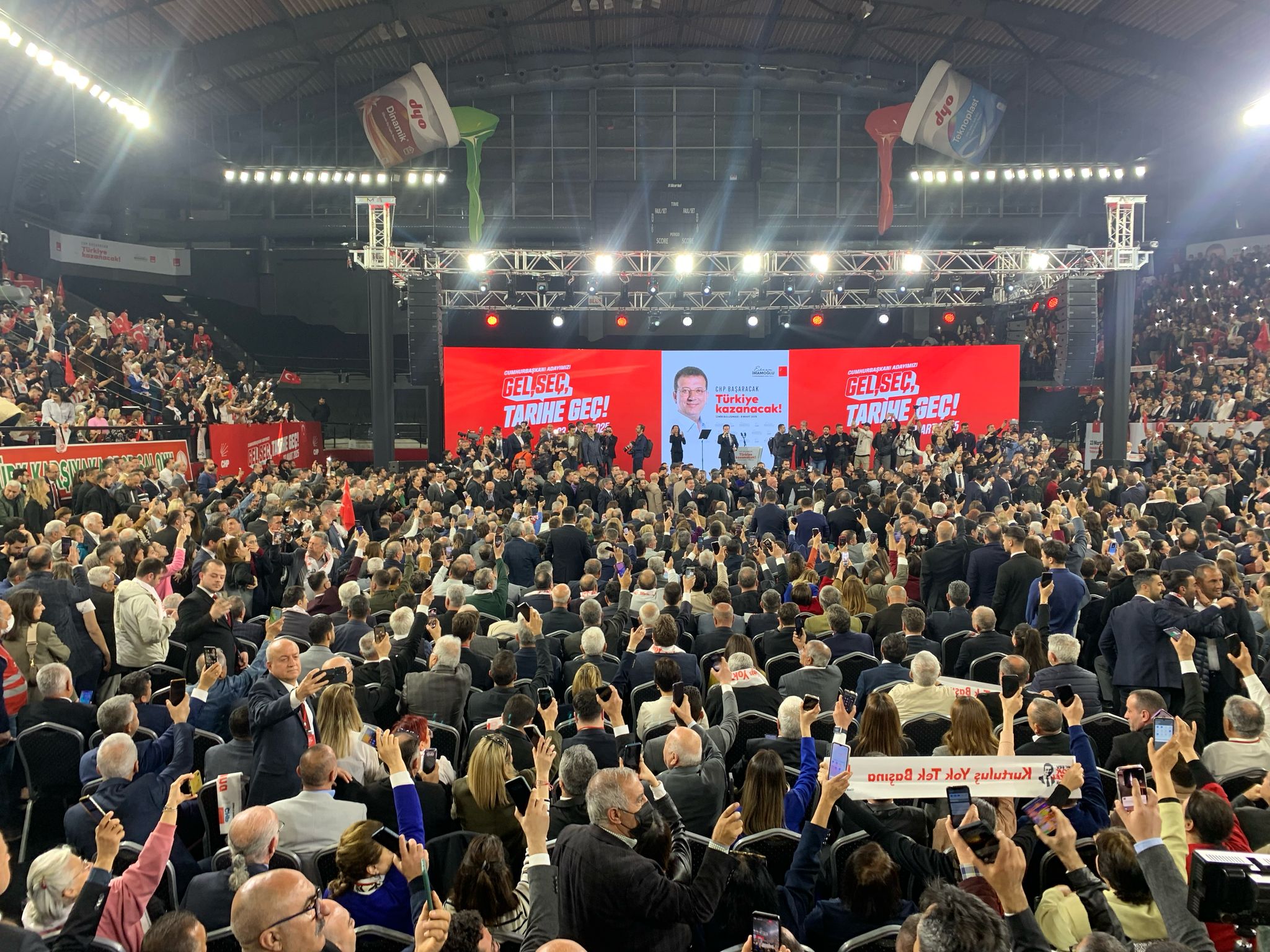 Ekrem Imamoğlu Izmirde (2)