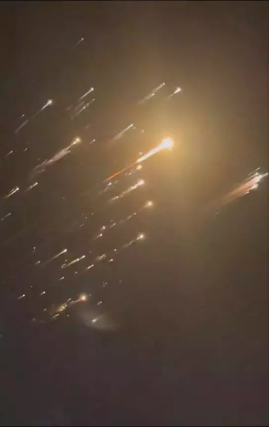 Elon Muskın Roketi Patladı