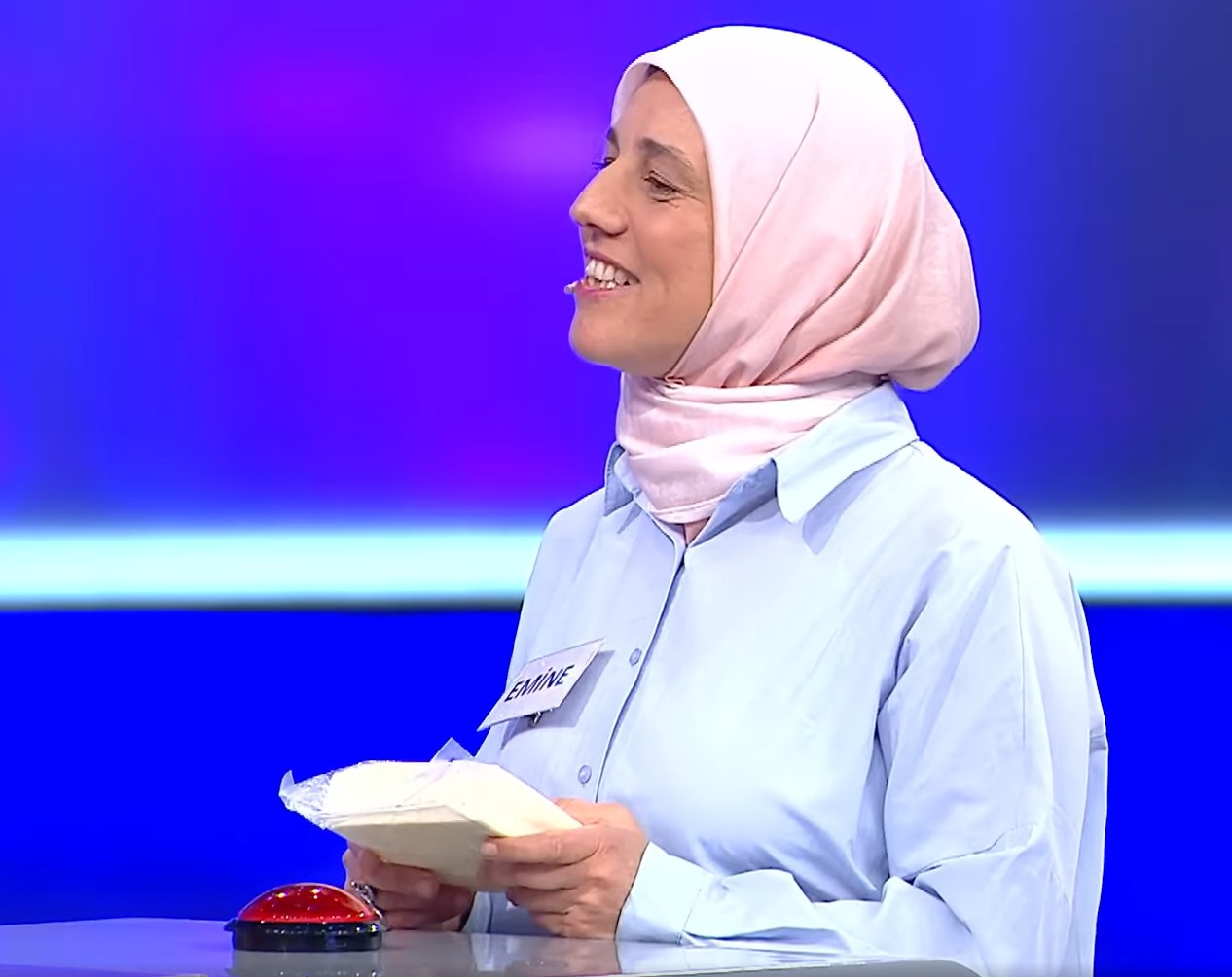 Emine Aktürk'ten eğlenceli tanıtım