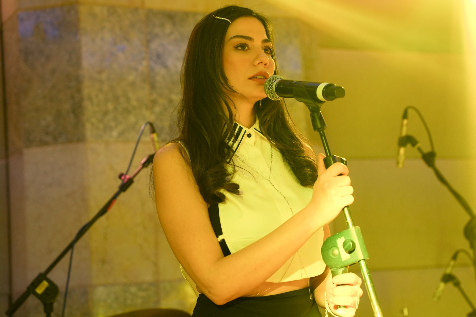 Demet Özdemir'den Sertab Erener şarkısı performansı