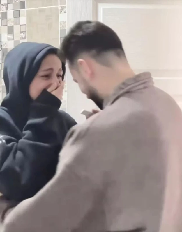 "Artık anneliğin ne demek olduğunu öğrenmenin ve bir evladın nasıl yetişeceğini tatmanın zamanı... Yaşadığım duyguyu tarif edemem.