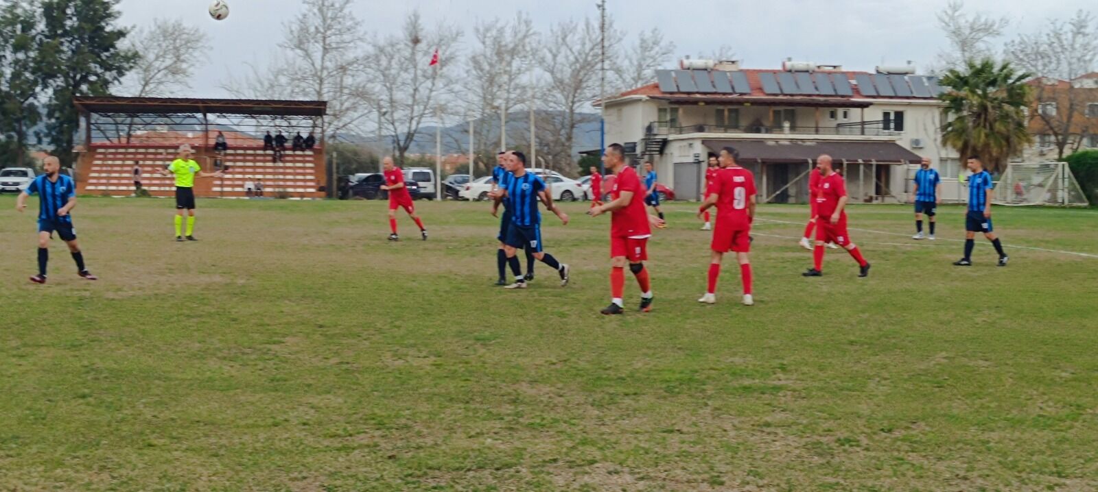 Foça futbol maçı