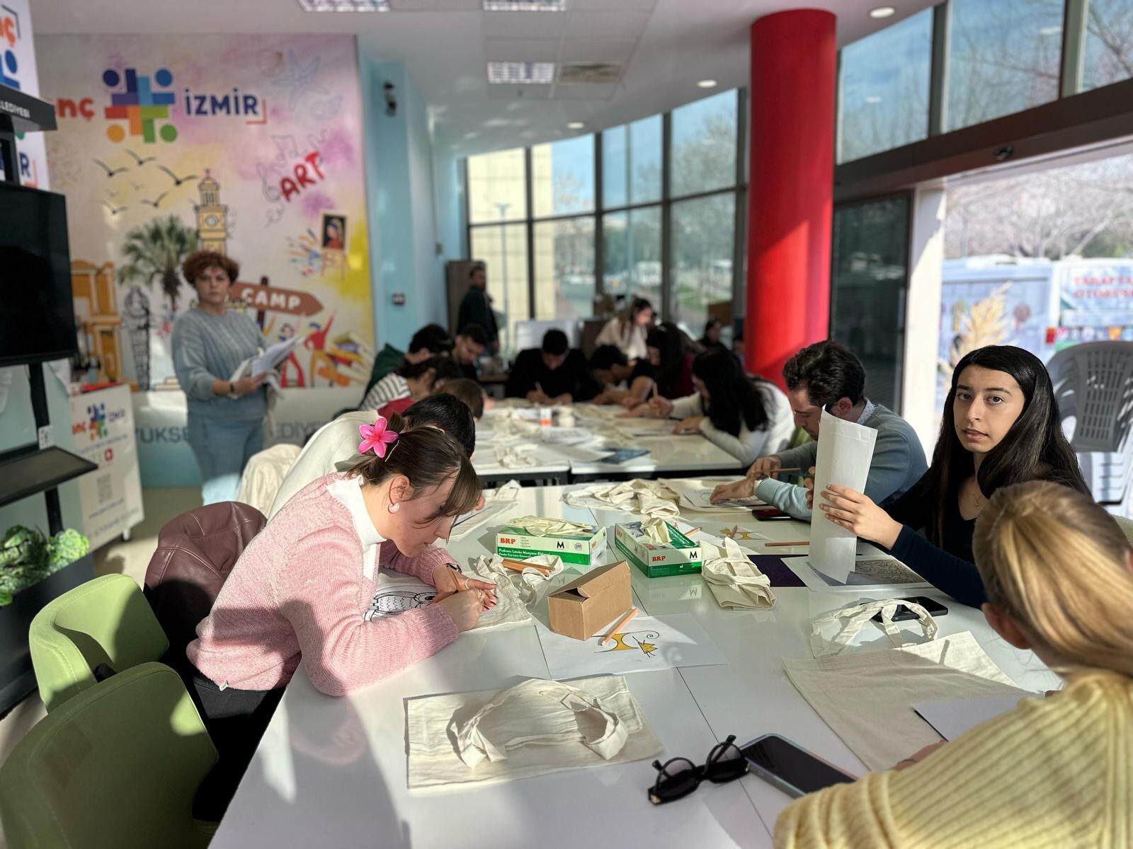 Genç İzmir platformu