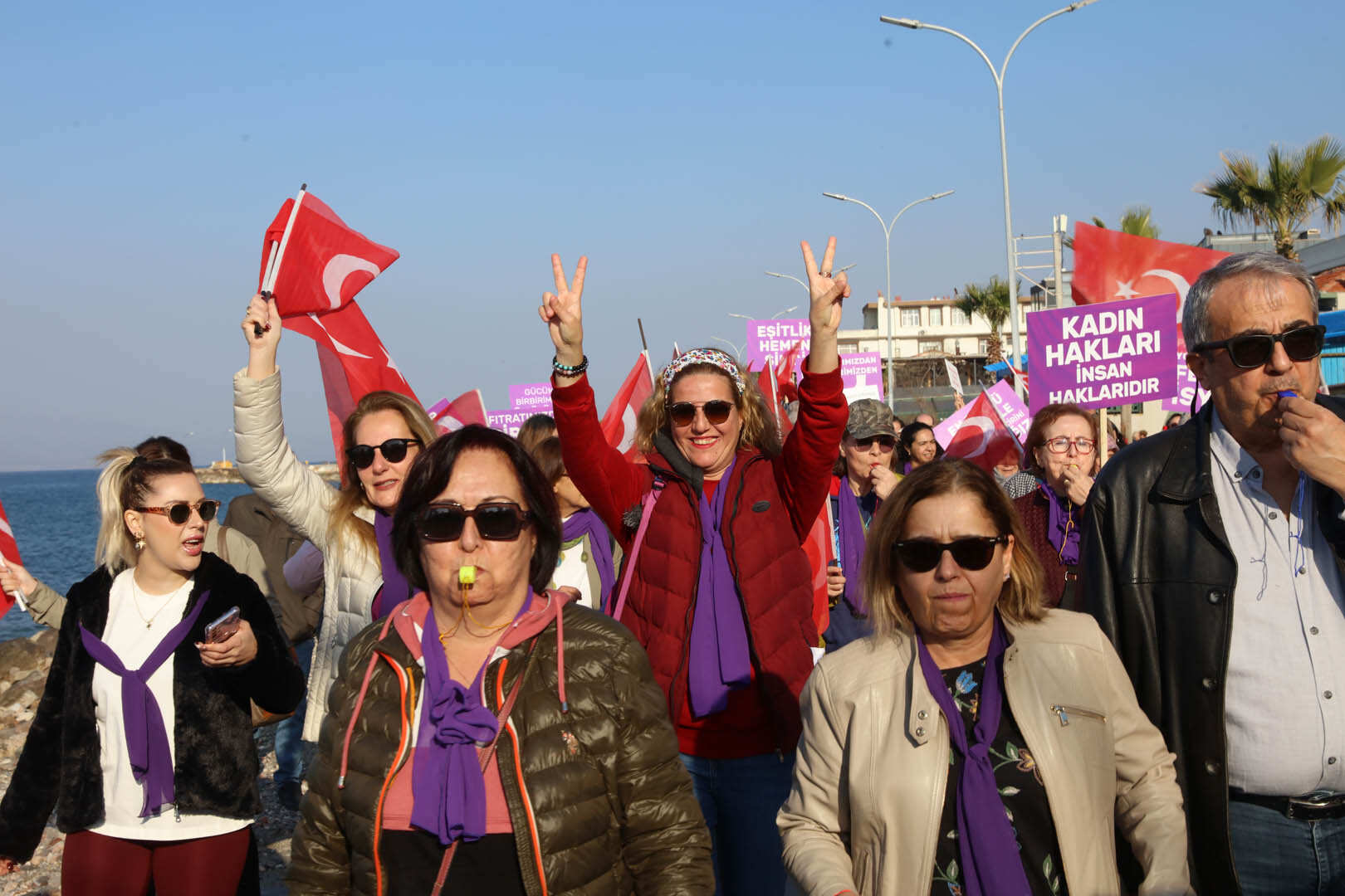 Güzelbahçe Gece Pazarı