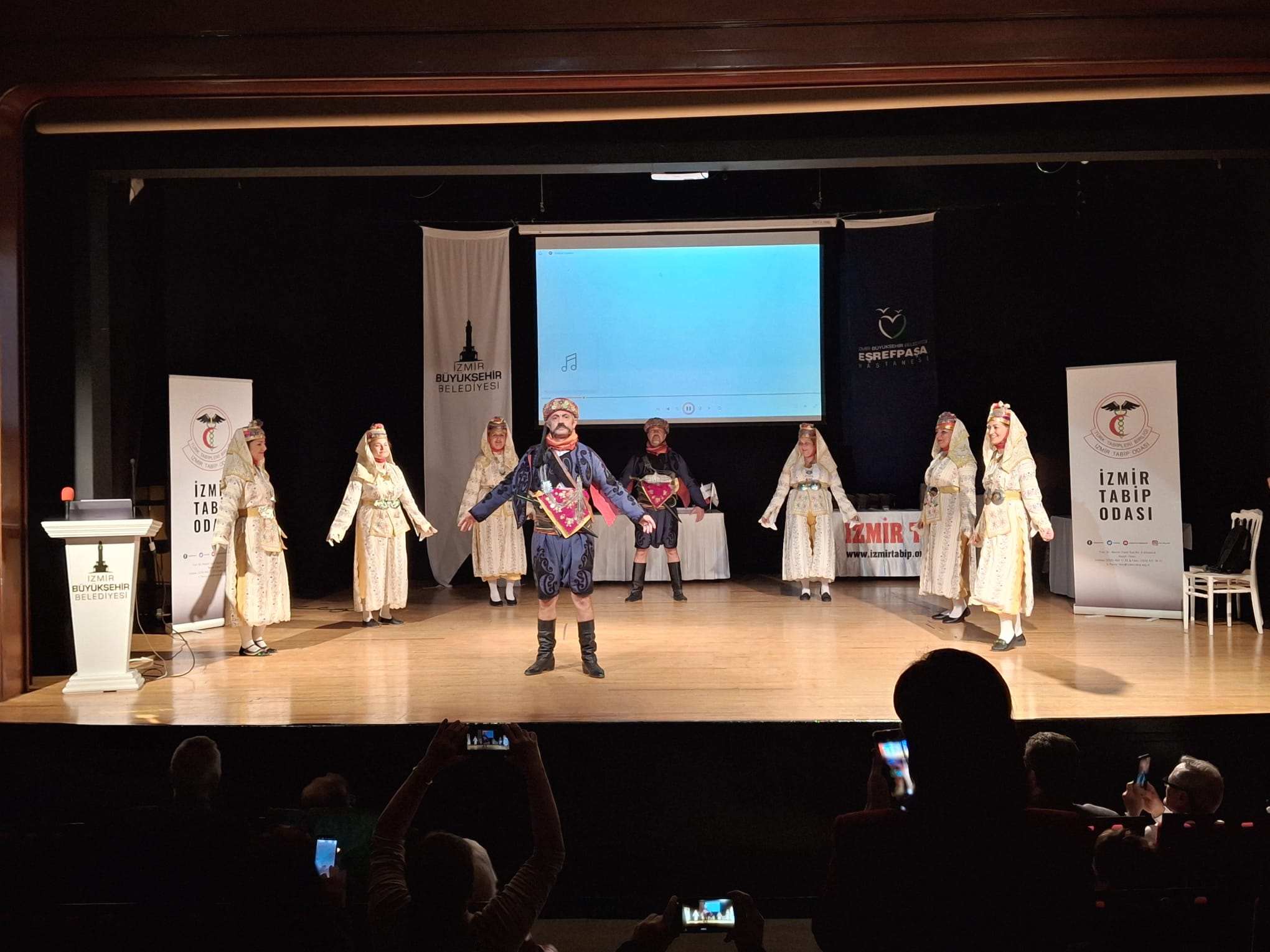 İç Hastalıkları Uzmanı