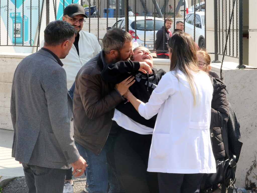 Iki Aylık Evlilerdi