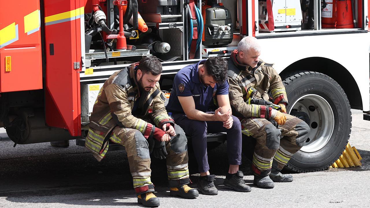 İtfaiyeci günde kaç saat çalışır?