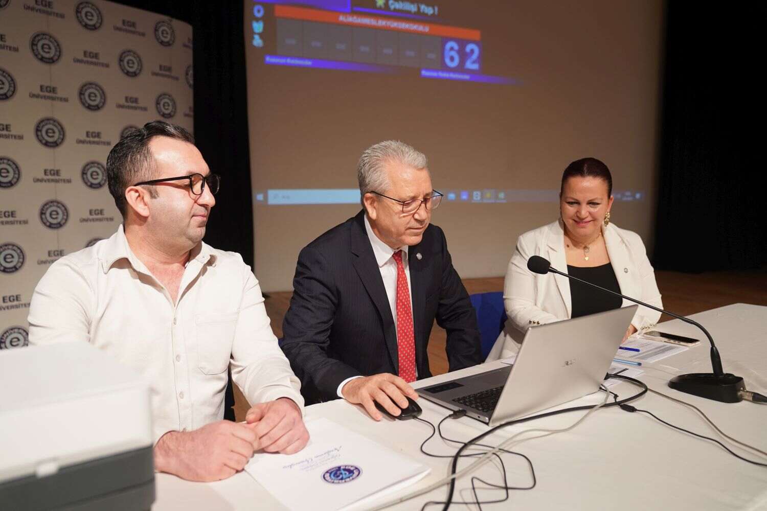 İzmir Çalışma ve İş Kurumu İl Müdürlüğü