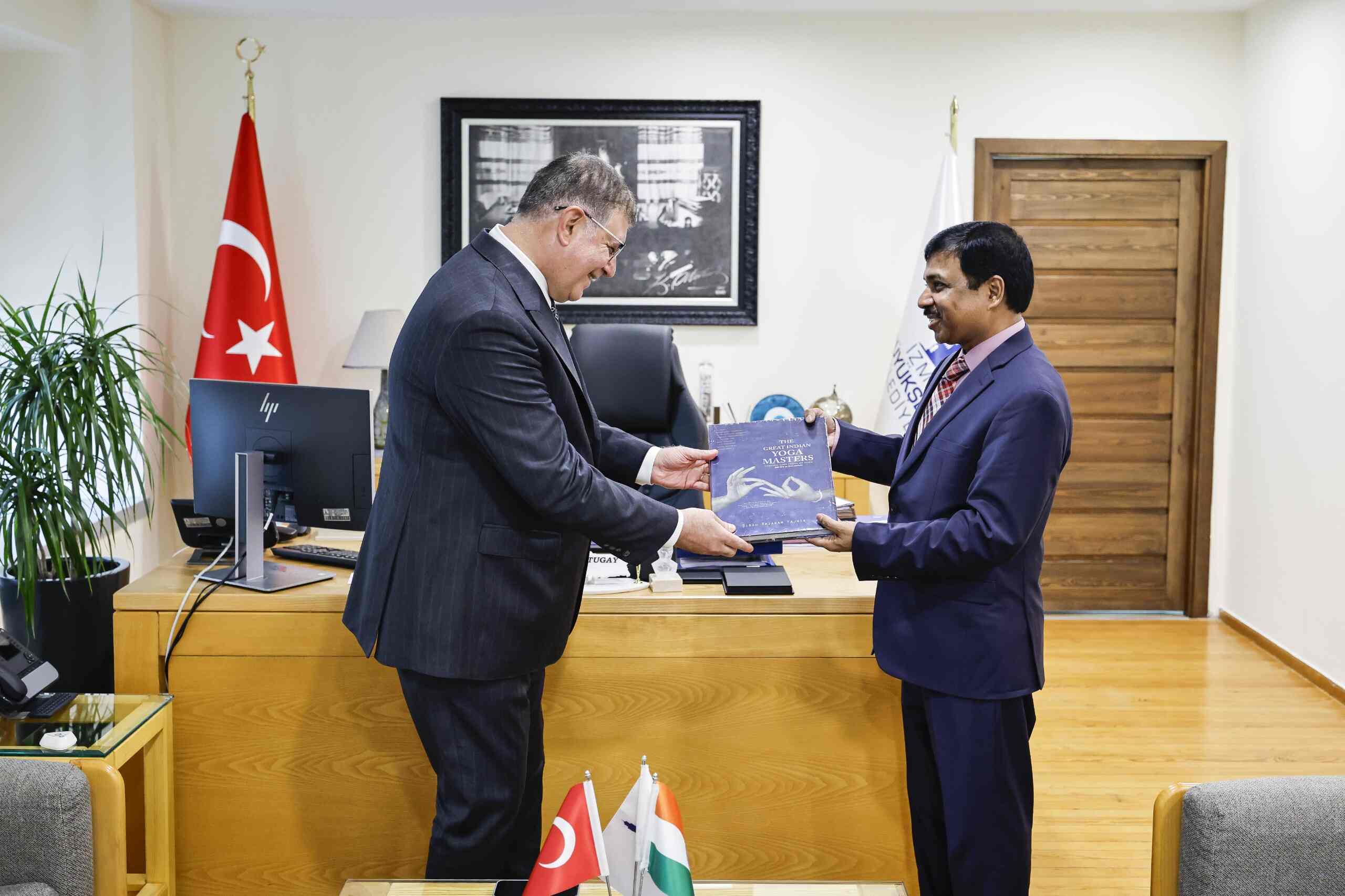 İzmir Hindistan büyükelçiliği