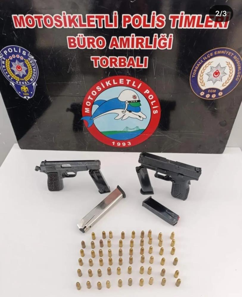 Izmir Son 10 Günde Çeşitli Suçlardan Aranan 30 Şahıs Yakalandı