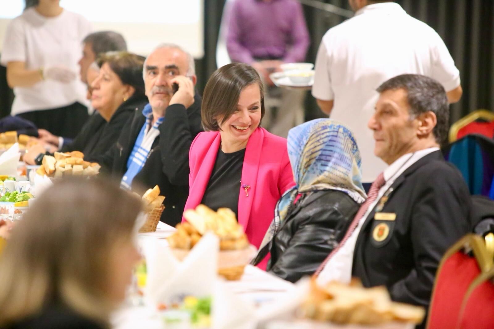 Karabağlar'da şehit aileleri ve gazilere iftar yemeği