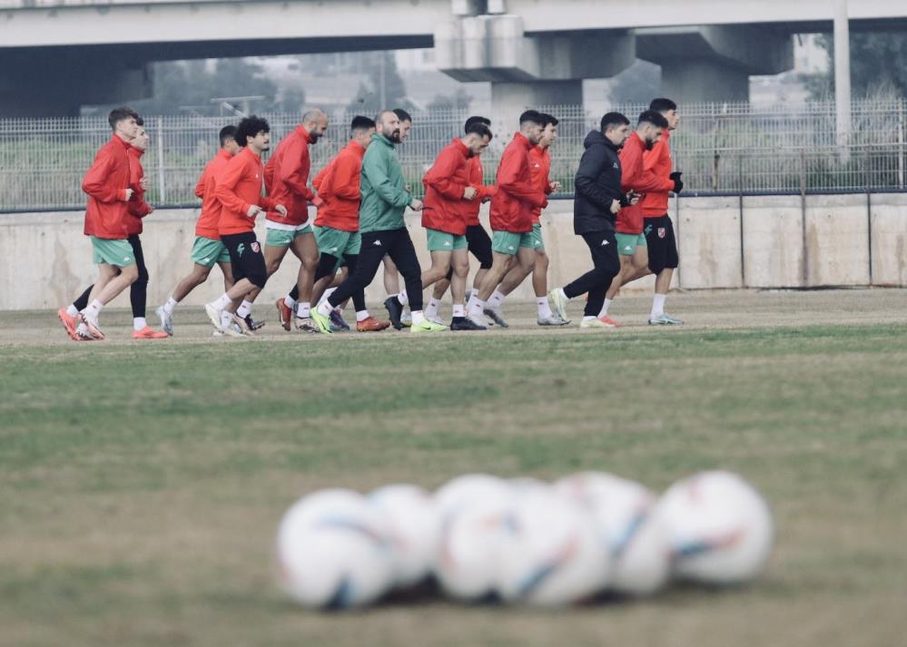 Çiğli Selçuk Yaşar Tesisleri’nde Maaş Sorunu