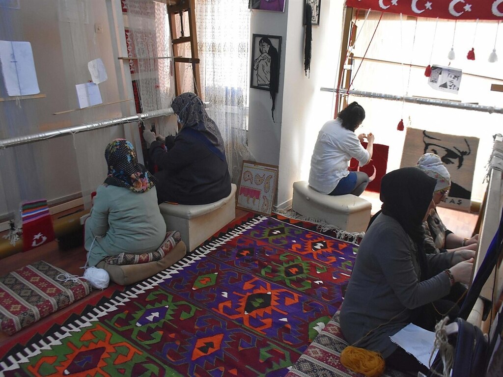 Kızı Feride Sıla'nın Tedavisine (1)