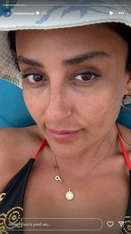 Melek Mosso Makyajsız