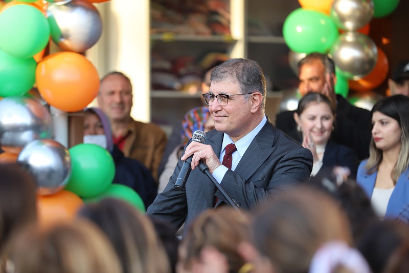 Menderes Sosyal Market (1)