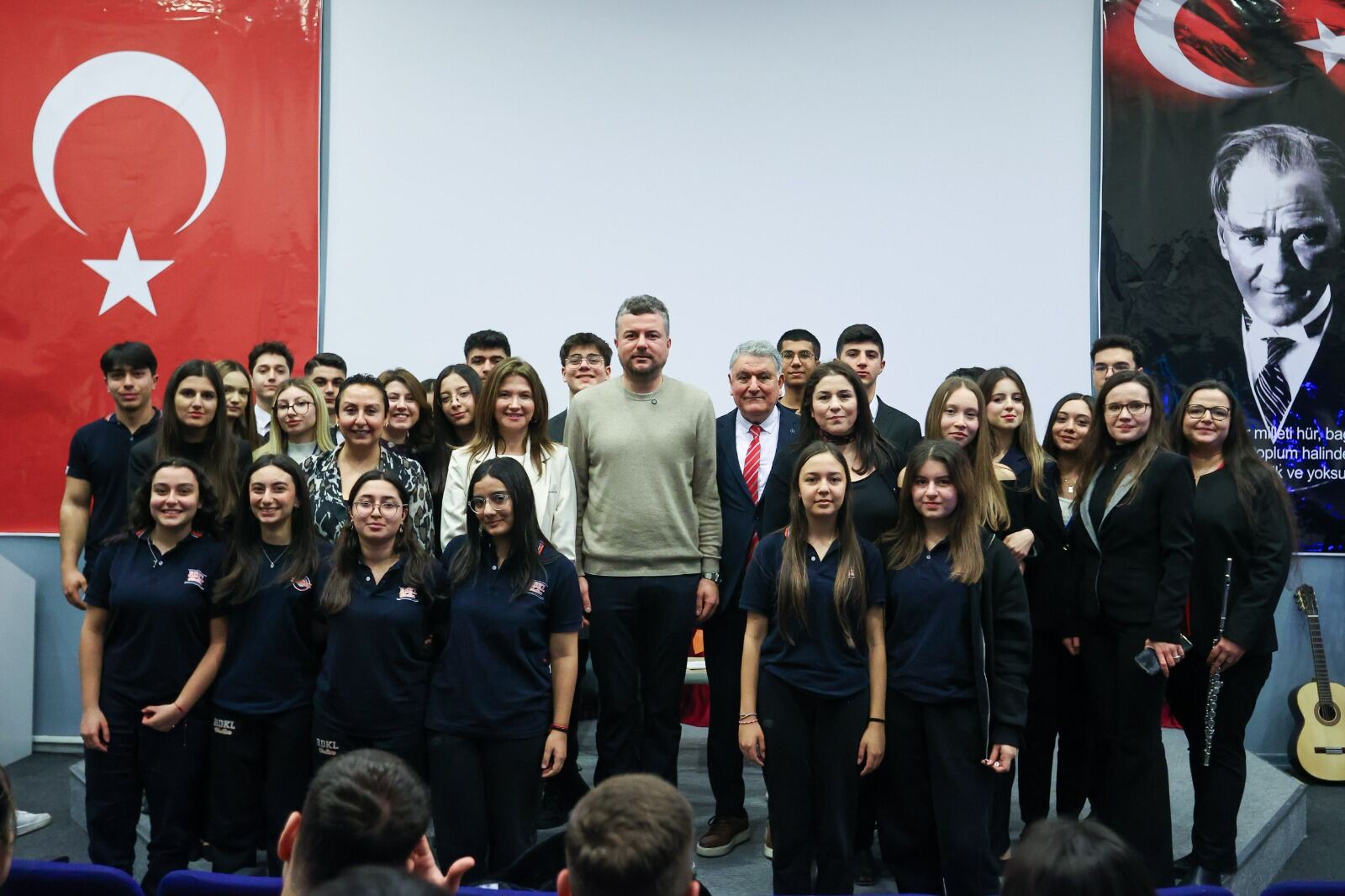 Radikal Okulları Anadolu Lisesi