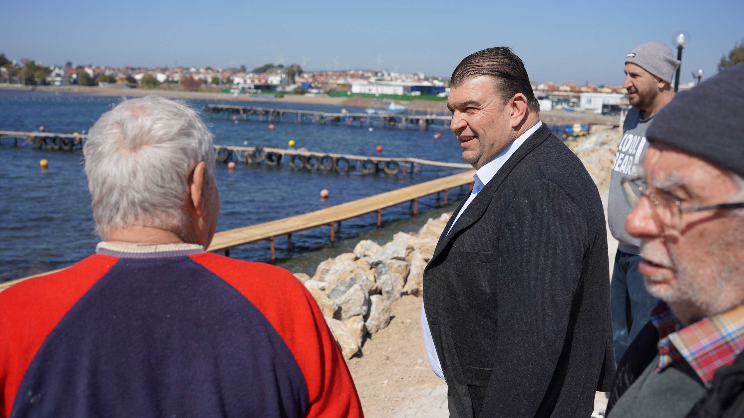 Seferihisar Akarca Sahil Yolu