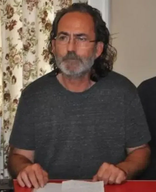 Vedat Zencir Kimdir?