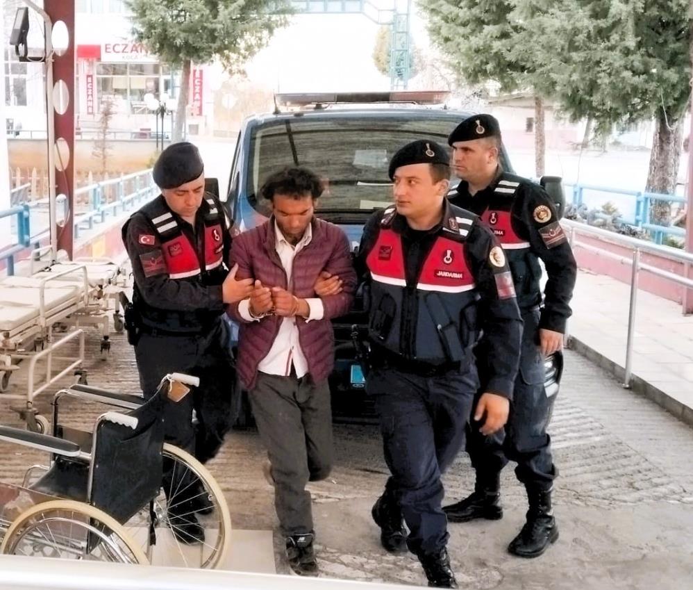 Yemek Ve Ilacını Getiren Babasını Öldüren Çocuk Tutuklandı