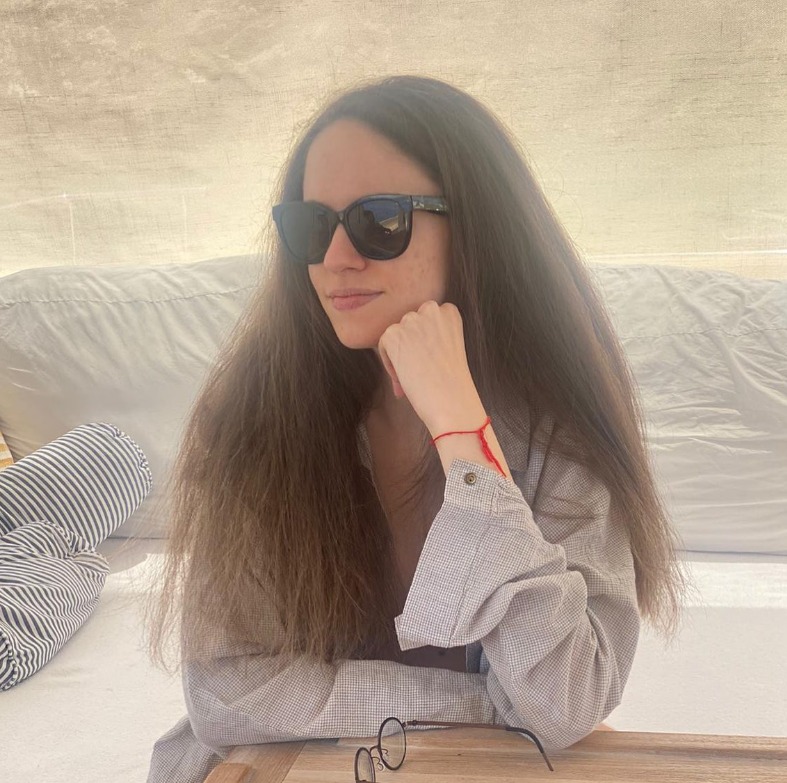 Zeynep Altaylı nerede yaşıyor?