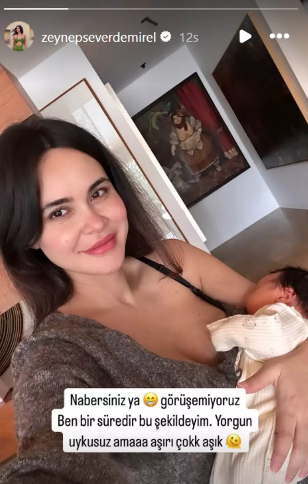 Zeynep Sever Demirel'den bebeği kucağında poz: "Görüşemiyoruz..."