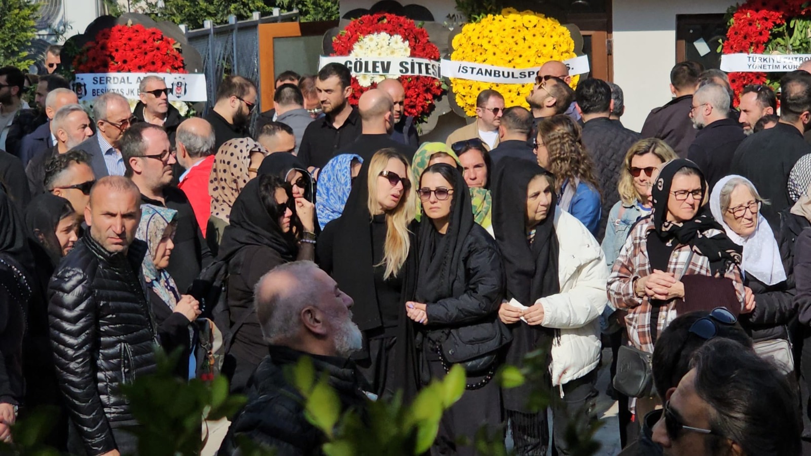 Sapanca'da duygusal cenaze töreni