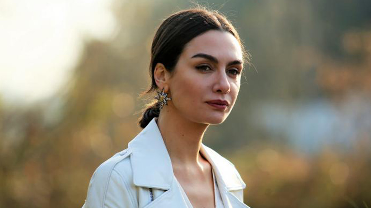 Birce Akalay-4