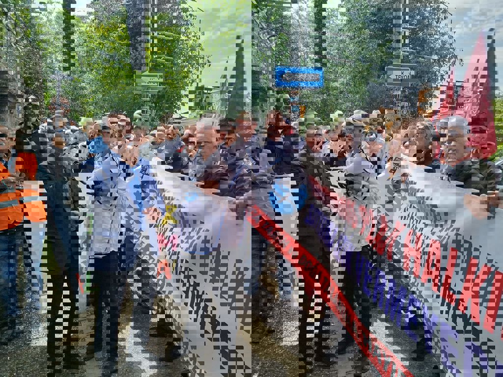 Dem Parti İzmir Milletvekili İbrahim Akın