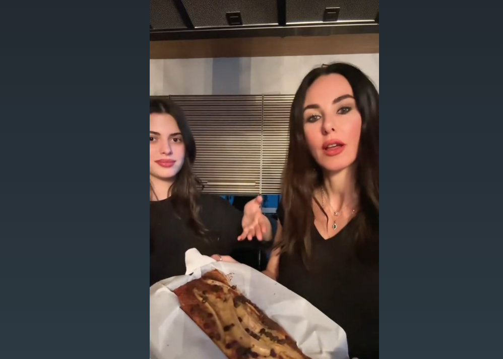 Derin Talu Ve Defne Samyeli-1