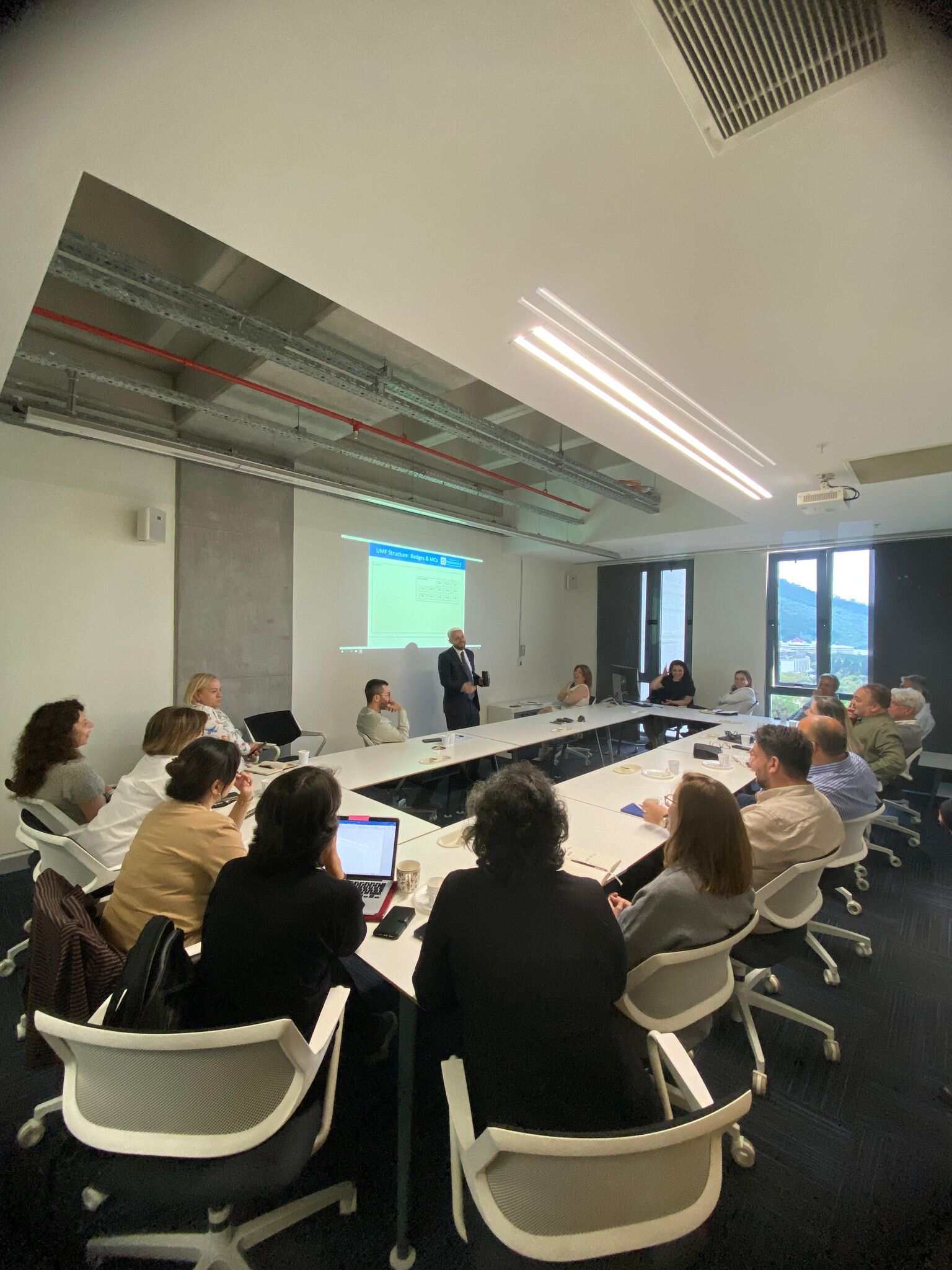 Evrensel Mikro-Yeterlilik Çerçevesi