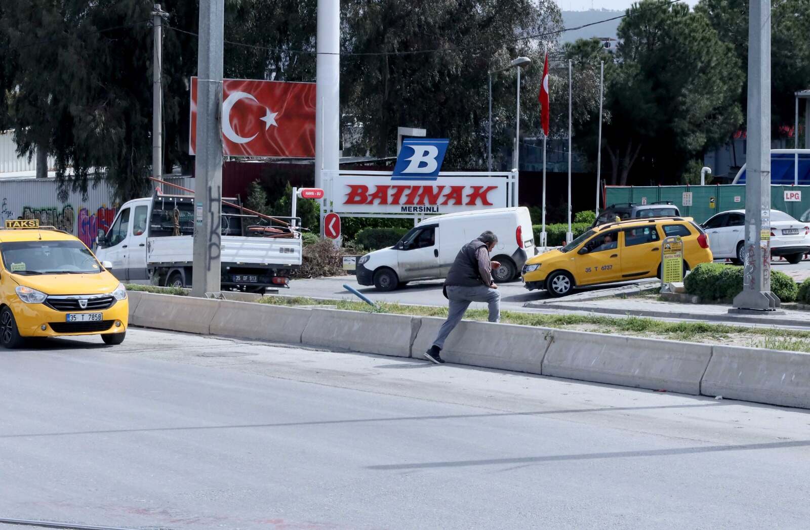 Şehitler Caddesi