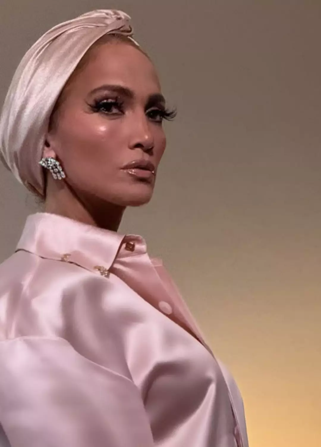 Yeni tarzıyla gündem oldu