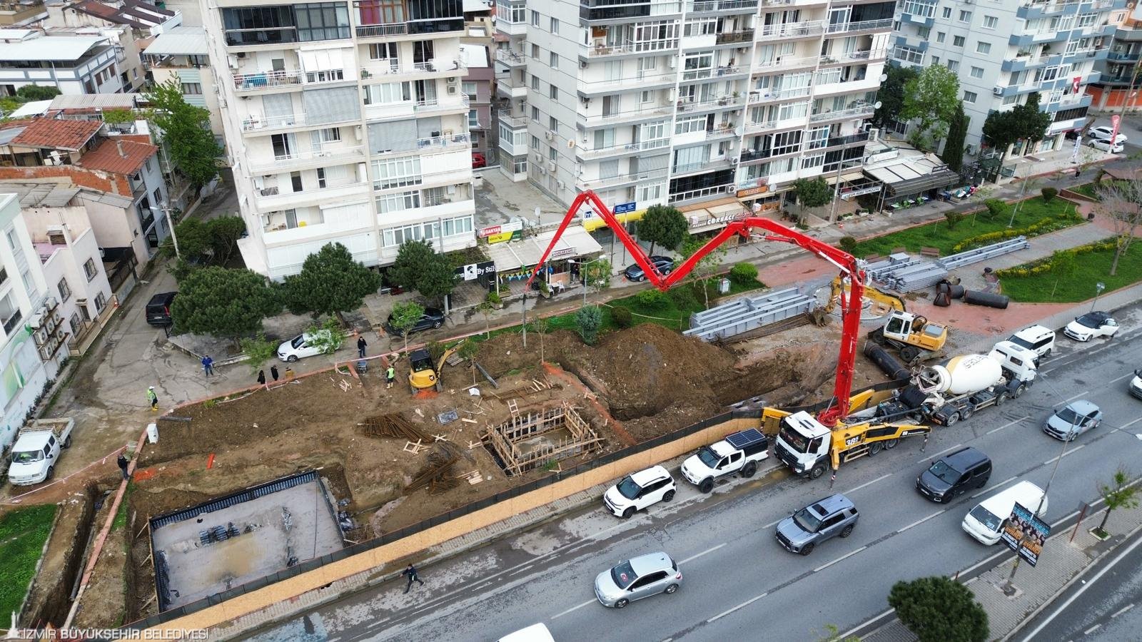 Karşıyakaya Yeni Üst Geçit (1)