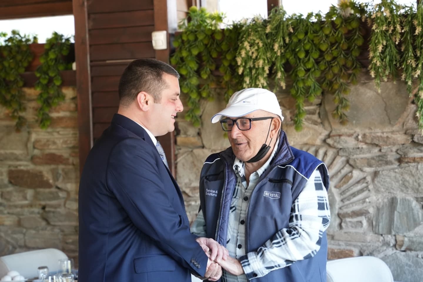 Övünç Demir