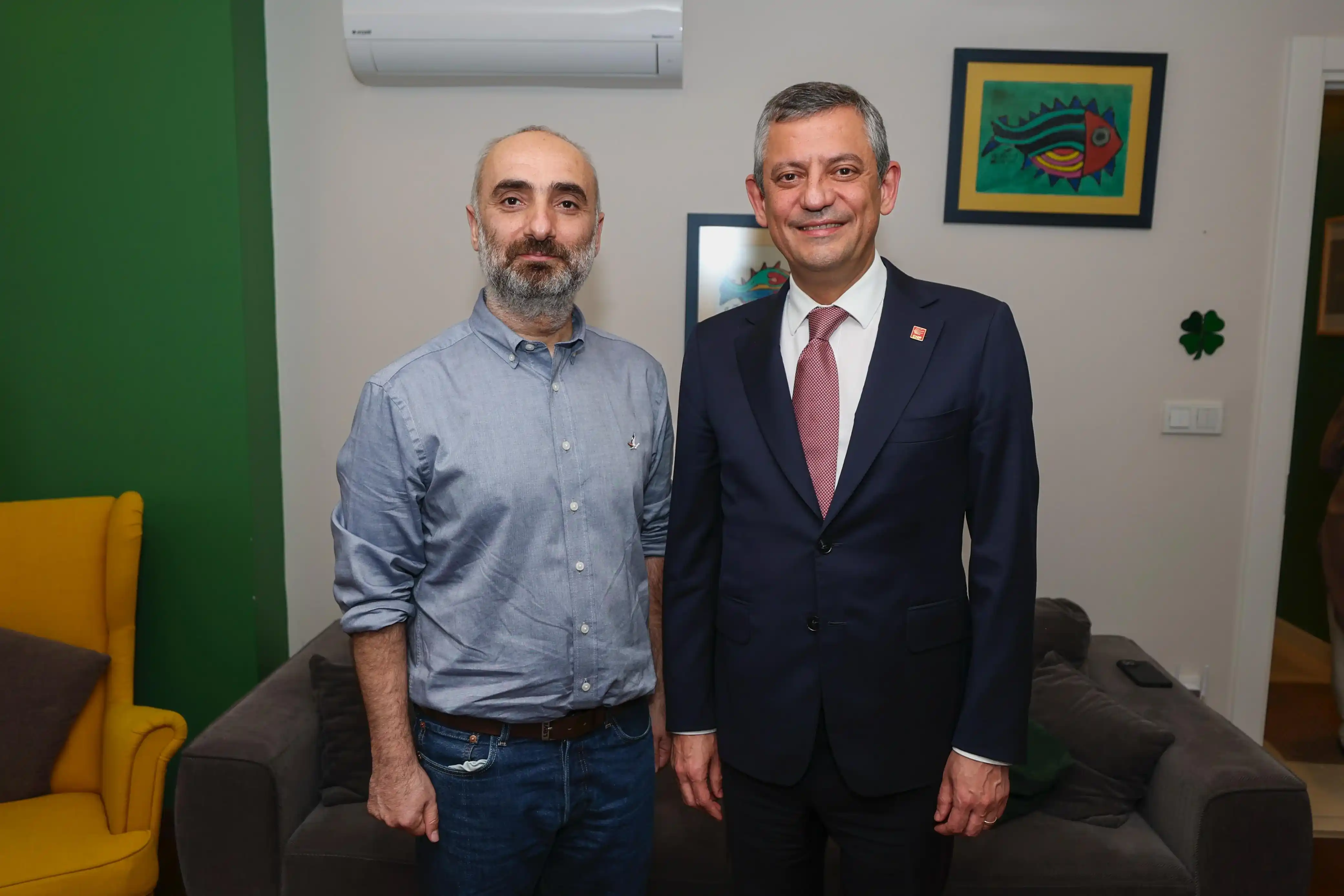 Özgür Özel İsmail Saymaz Ziyaret (1)
