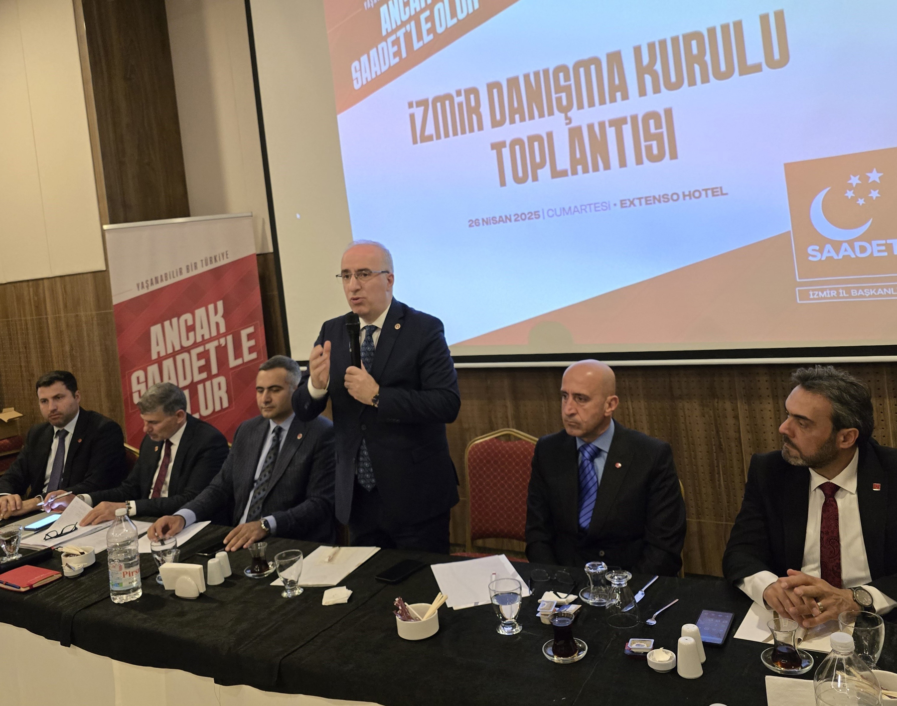 Saadet Partisi Izmir (1)
