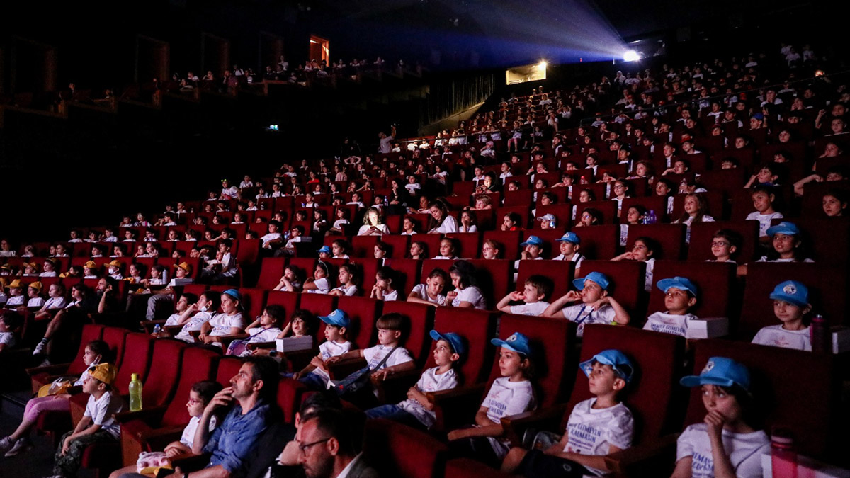 Sinema Salonu-1