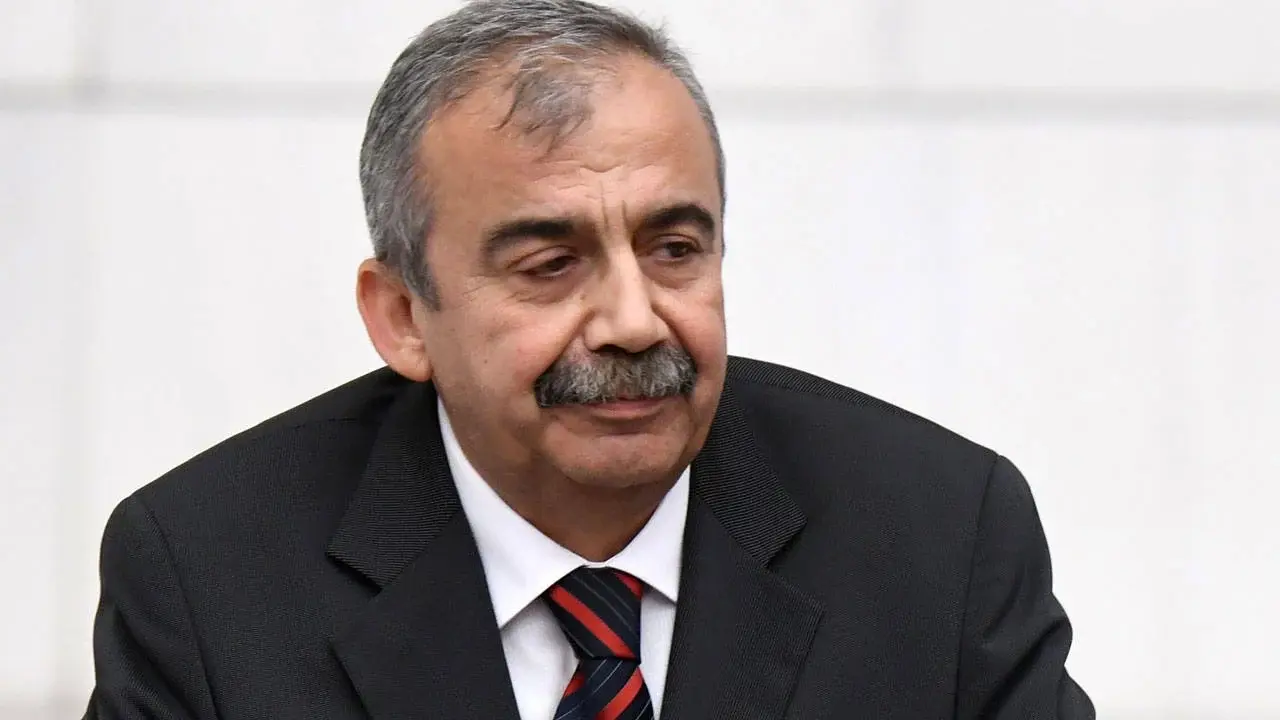 Sırrı Süreyya Önder-6