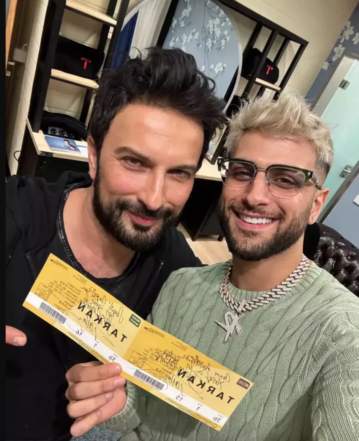 Tarkan Ve Reynmen