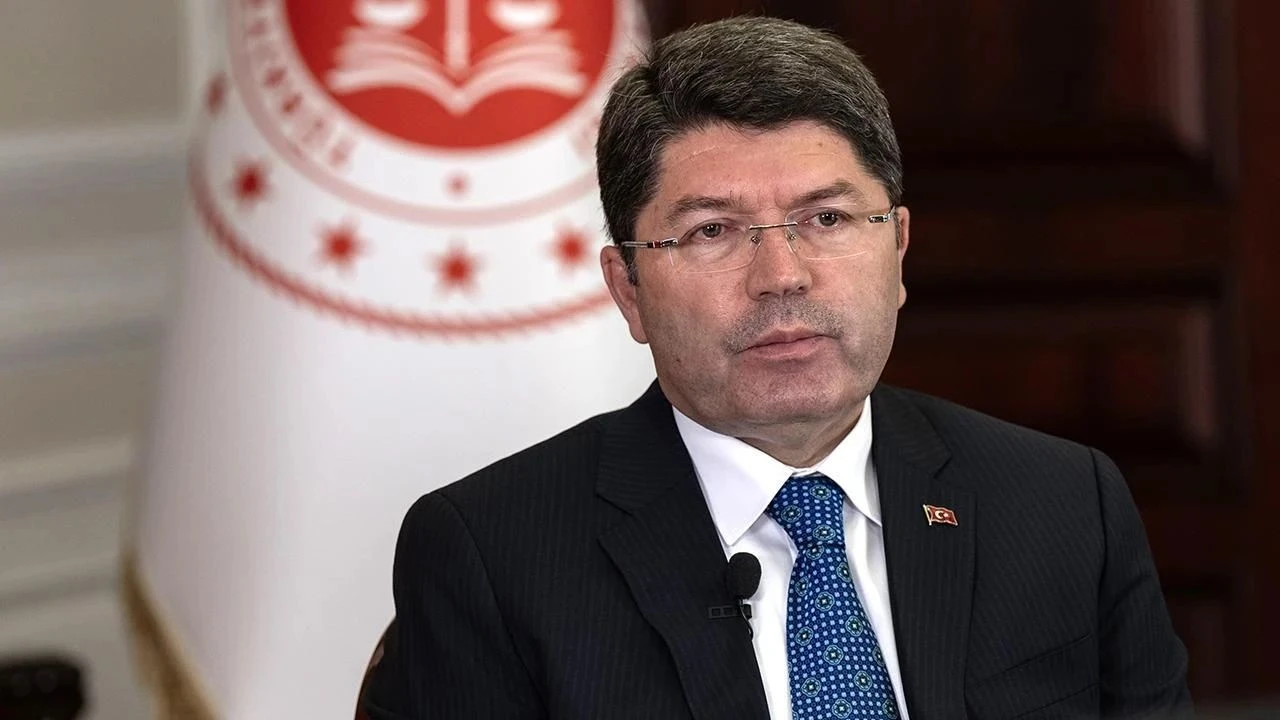 Adalet Bakanıı
