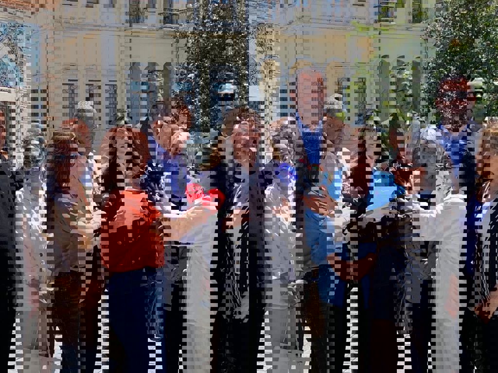 Ak Parti İzmir İnsan Hakları Başkanı Tuğbanur Atılğan