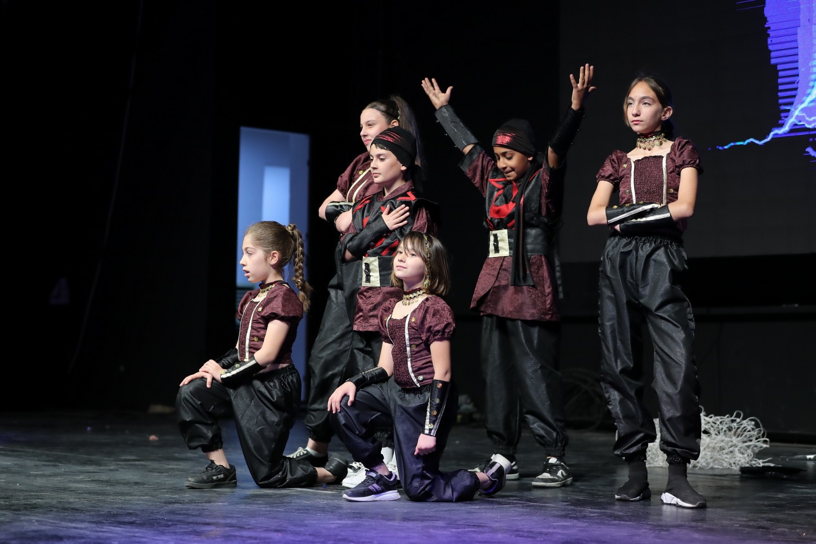 "5 Dakikada Ünlü" ile sahneye güçlü başlangıç