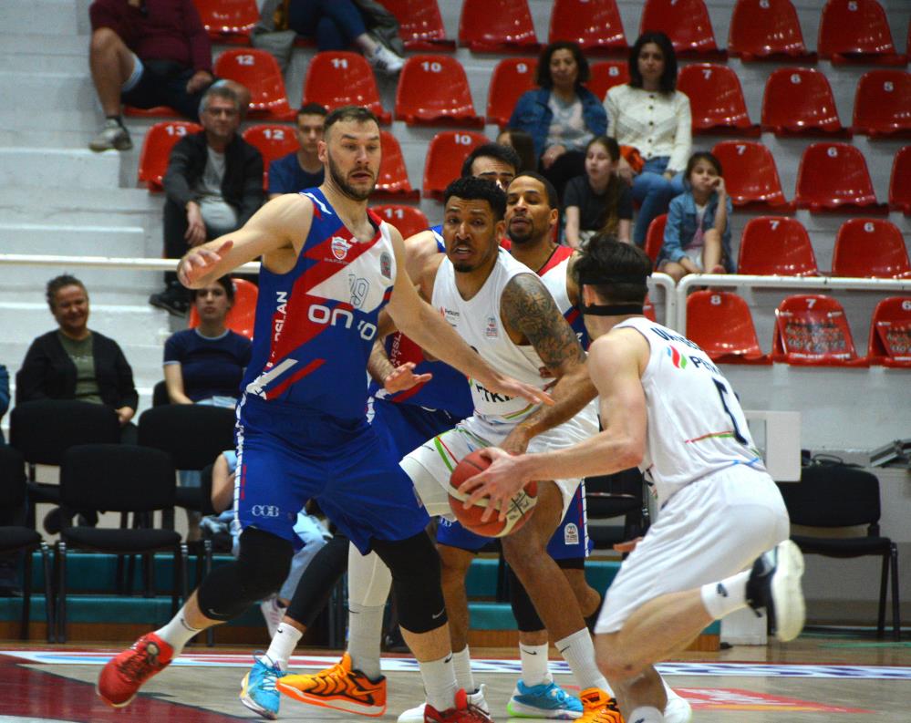 Aliağa Petkimspor 2-1